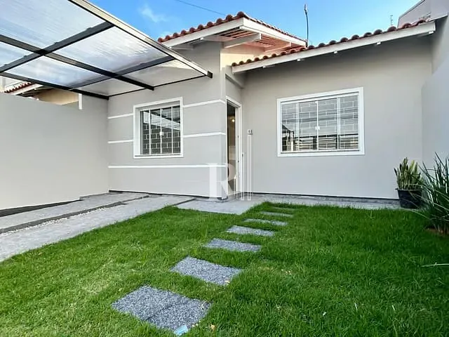 Casa com 90m² 2 quartos e 1 banheiro, à venda, no bairro Areias em Tijucas