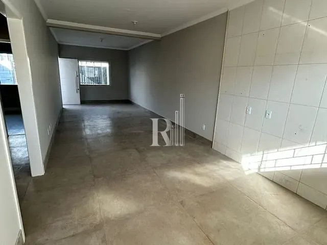 Casa com 90m² 2 quartos e 1 banheiro, à venda, no bairro Areias em Tijucas