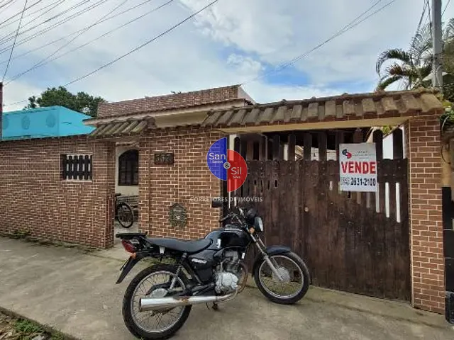 Casa 2 quartos e 2 banheiros, à venda, no bairro Praia da Esperança (Praia de Mauá) em Magé