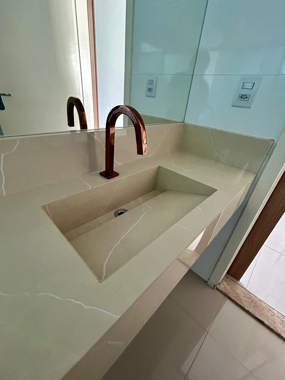 Casa à venda com 2 quartos, 77m² - Foto 15