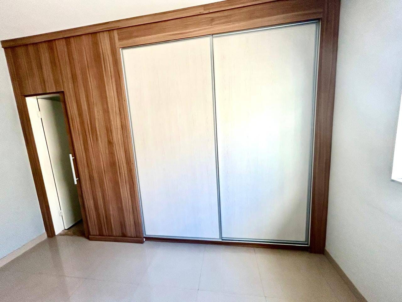 Casa à venda com 2 quartos, 77m² - Foto 18
