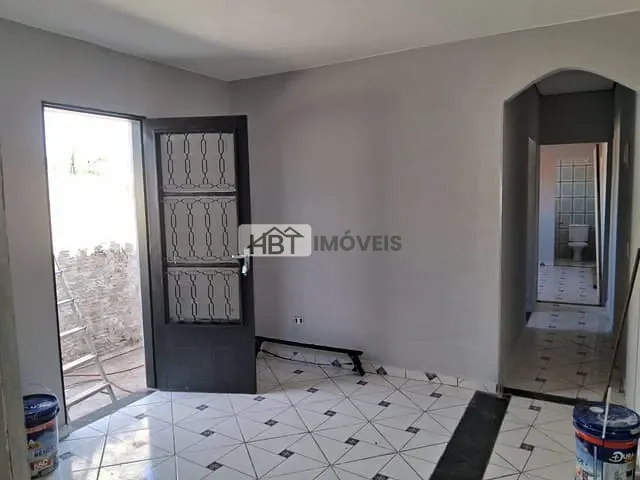 Casa 3 quartos e 2 banheiros, à venda, no bairro Parque Jaraguá em Bauru
