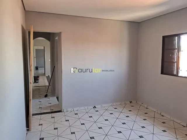 Casa 3 quartos e 2 banheiros, à venda, no bairro Parque Jaraguá em Bauru