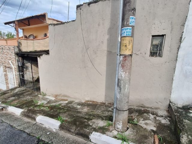 Casa 1 quarto e 1 banheiro, à venda, no bairro Vila Perreli em Poá