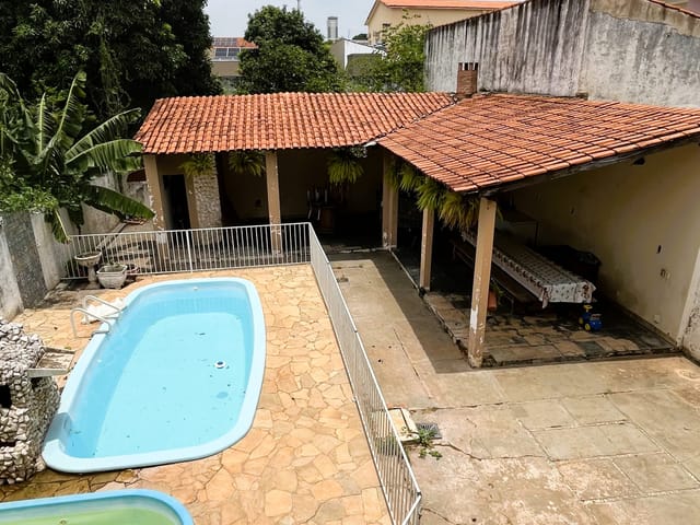 Casa com 648m² 4 quartos e 7 banheiros, à venda, no bairro Jardim Cuiabá em Cuiabá