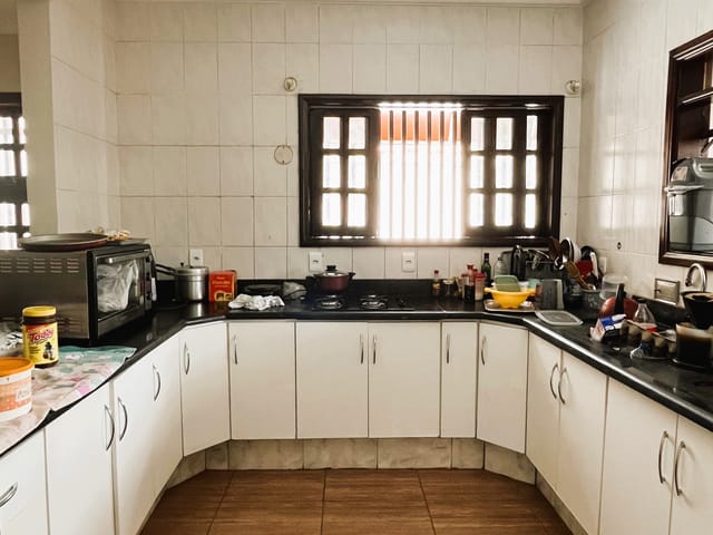 Casa com 648m² 4 quartos e 7 banheiros, à venda, no bairro Jardim Cuiabá em Cuiabá