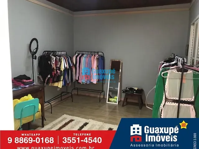 Casa com 450m² 4 quartos e 4 banheiros, à venda, no bairro Residencial Nova Floresta em Guaxupé