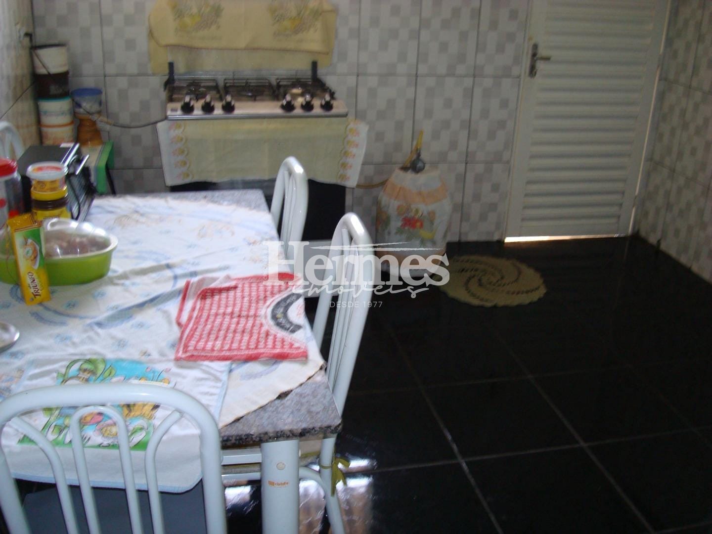 Casa à venda com 5 quartos, 220m² - Foto 6
