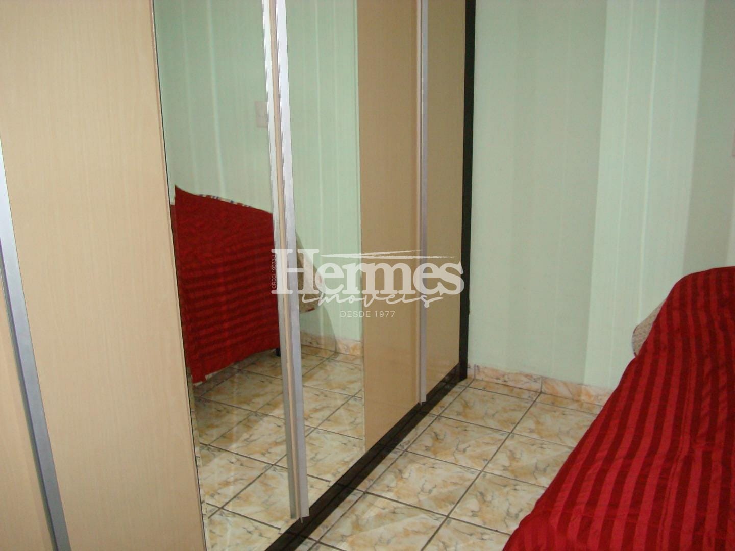 Casa à venda com 5 quartos, 220m² - Foto 11