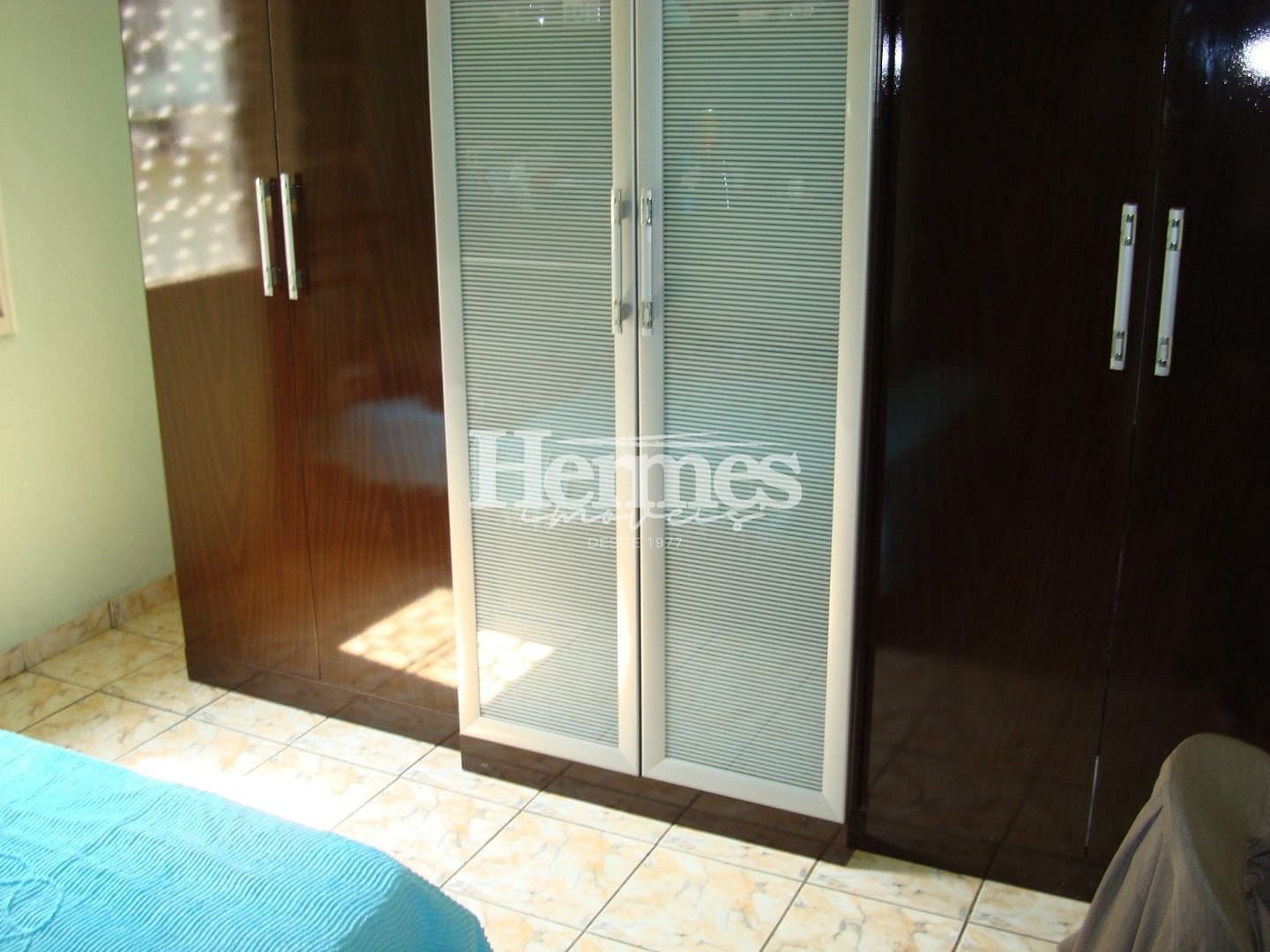 Casa à venda com 5 quartos, 220m² - Foto 14