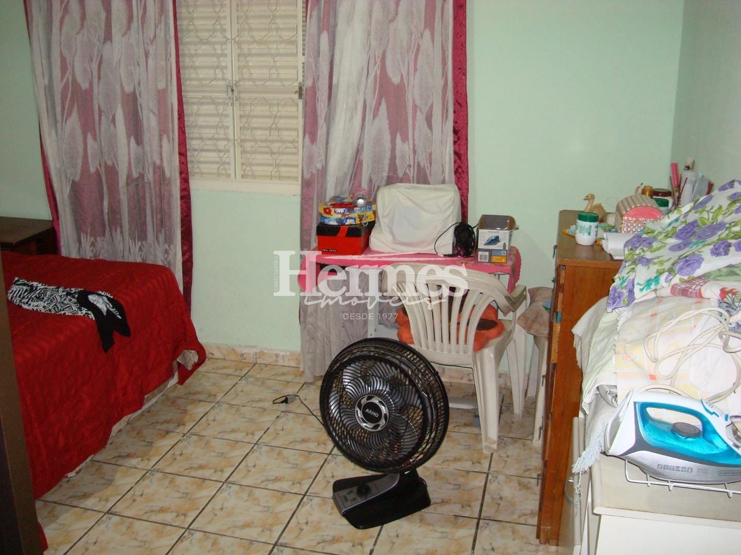 Casa à venda com 5 quartos, 220m² - Foto 10