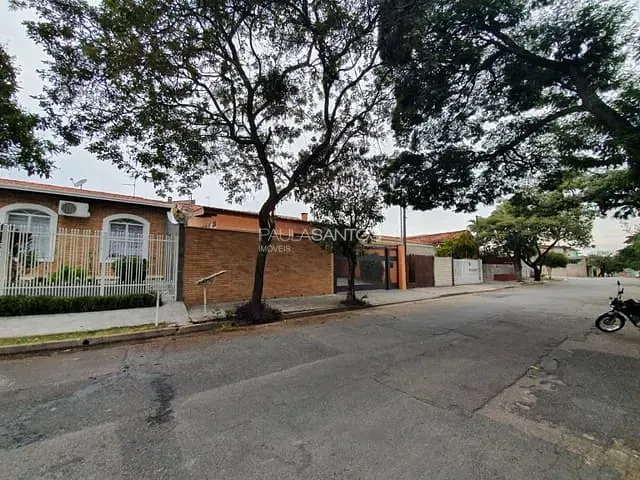 Casa com 360m² 3 quartos e 4 banheiros, à venda, no bairro Jardim Simus em Sorocaba