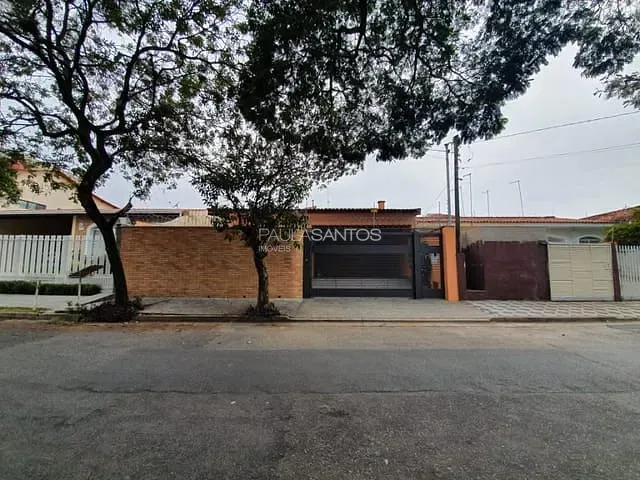 Casa com 360m² 3 quartos e 4 banheiros, à venda, no bairro Jardim Simus em Sorocaba