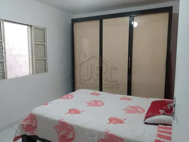 Casa com 125m² 1 quarto e 1 banheiro, à venda, no bairro Jardim Zaira em Mauá