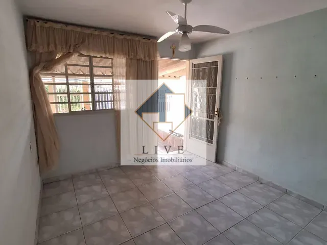 Casa 2 quartos e 2 banheiros, à venda, no bairro Vila Padre Manoel de Nóbrega em Campinas