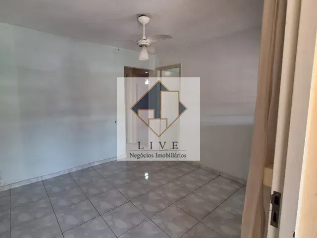 Casa 2 quartos e 2 banheiros, à venda, no bairro Vila Padre Manoel de Nóbrega em Campinas