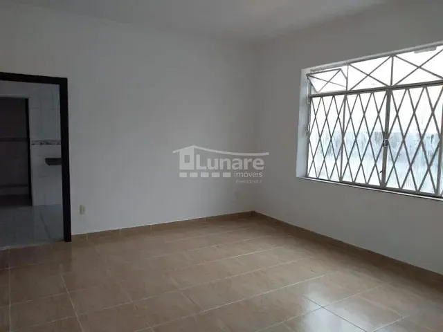 Casa com 285m² 3 quartos e 1 banheiro, à venda, no bairro Centro em Mogi das Cruzes