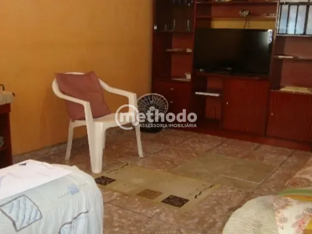 Casa com 369m² 3 quartos e 1 banheiro, à venda, no bairro Jardim do Vovô em Campinas
