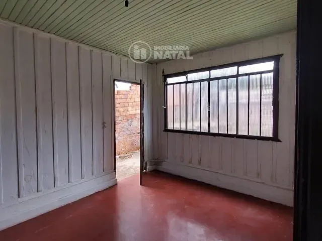Casa com 125m² 2 quartos e 1 banheiro, para alugar, no bairro Tarobá em Londrina