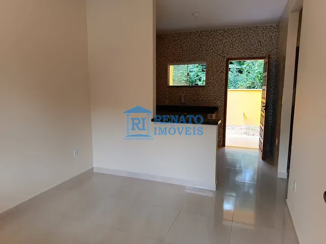 Casa 2 quartos e 1 banheiro, para alugar, no bairro Espraiado (Ponta Negra) em Maricá