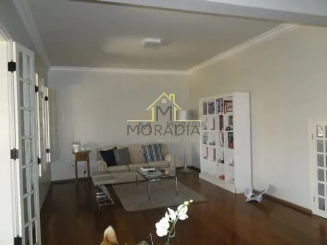 Casa com 1000m², à venda ou para alugar, no bairro Jardim Nova Guaxupé em Guaxupé