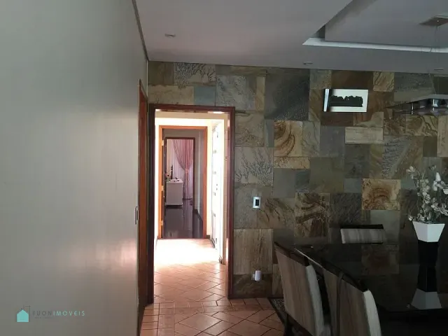 Casa à venda, no bairro Vila Cruz das Almas em São Paulo