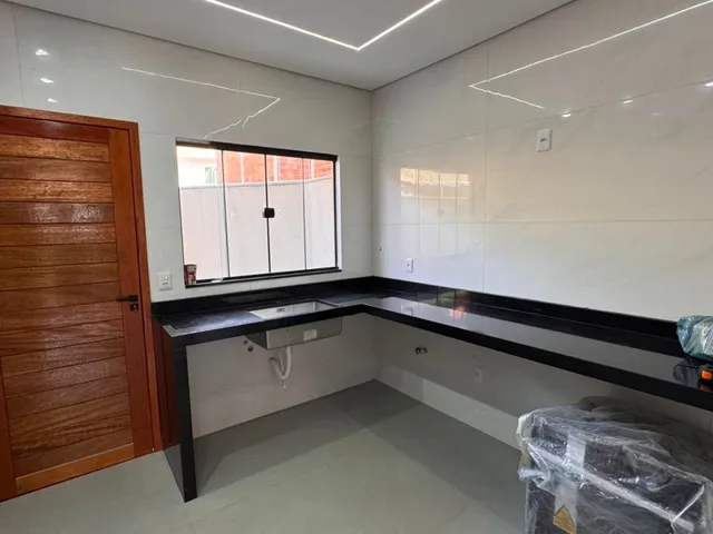 Casa 3 quartos e 1 banheiro, à venda, no bairro Atlântica em Rio das Ostras