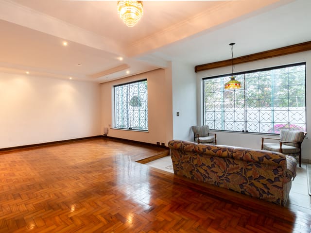 Casa com 393m² 3 quartos e 4 banheiros, à venda, no bairro Jardim da Saúde em São Paulo