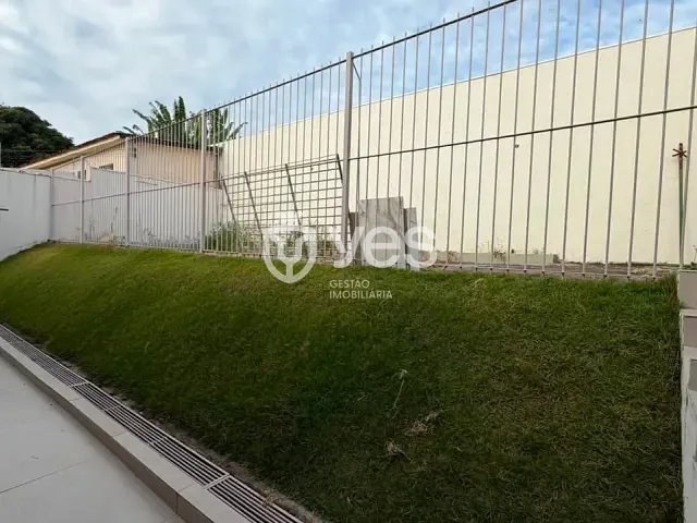 Casa 4 quartos e 3 banheiros, à venda, no bairro Vila Silvéria em Araxá