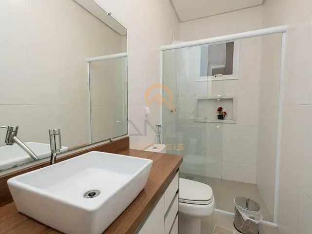 Casa 3 quartos e 3 banheiros, à venda, no bairro Três Vendas em Pelotas