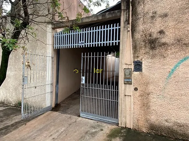 Casa 2 quartos e 1 banheiro, para alugar, no bairro Vila Nove de Julho em Bauru
