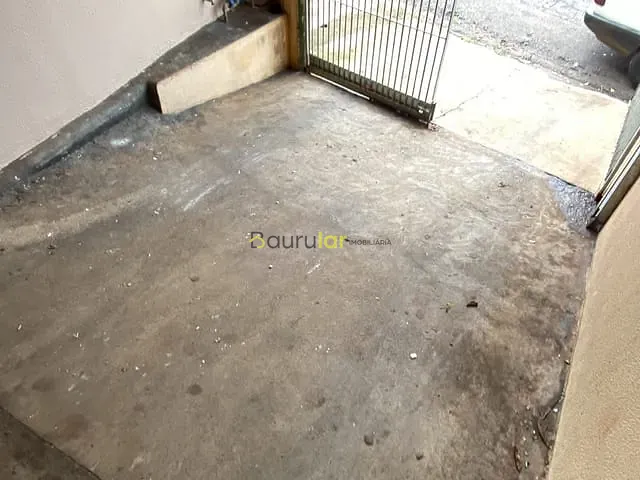 Casa 2 quartos e 1 banheiro, para alugar, no bairro Vila Nove de Julho em Bauru