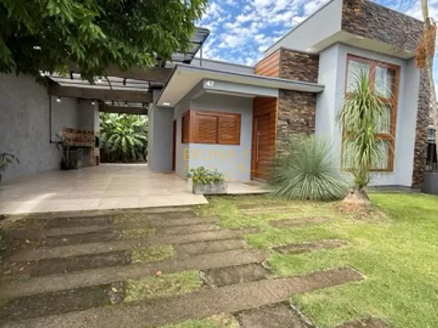 Casa 3 quartos e 2 banheiros, para alugar, no bairro Oeste em Sapiranga