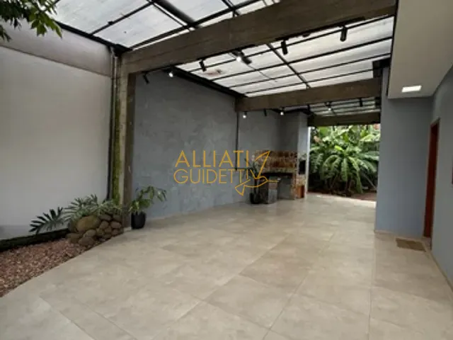 Casa 3 quartos e 2 banheiros, para alugar, no bairro Oeste em Sapiranga