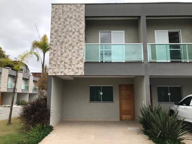 Casa 3 quartos e 3 banheiros, à venda, no bairro Alto Ipiranga em Mogi das Cruzes