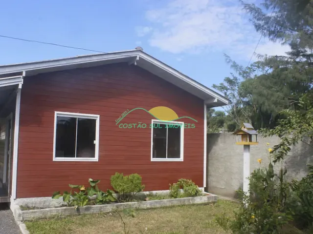 Casa 2 quartos e 1 banheiro, à venda, no bairro Morro das Pedras em Florianópolis
