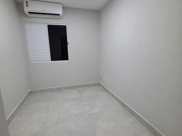 Casa com 98m² 2 quartos e 2 banheiros, à venda, no bairro Jardim Imperial em Cuiabá