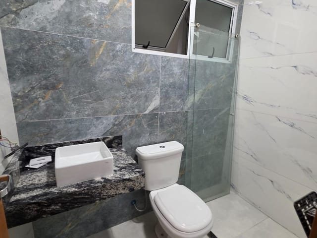 Casa com 98m² 2 quartos e 2 banheiros, à venda, no bairro Jardim Imperial em Cuiabá