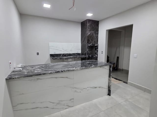 Casa com 98m² 2 quartos e 2 banheiros, à venda, no bairro Jardim Imperial em Cuiabá