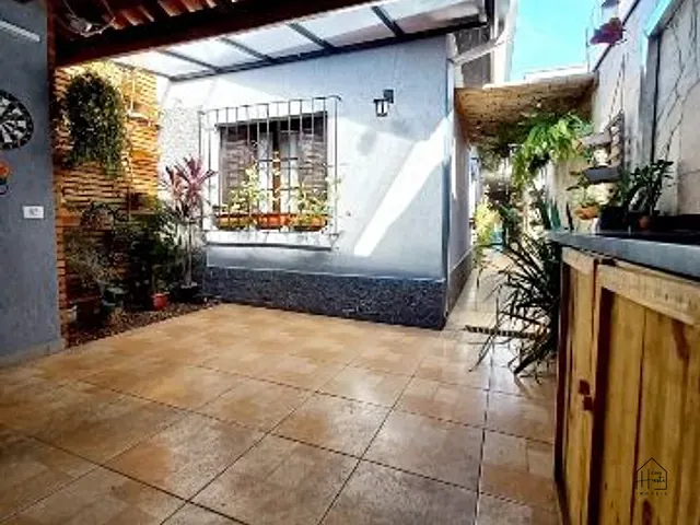 Casa com 128m² 2 quartos e 2 banheiros, à venda, no bairro Jardim Sabiá em Cotia