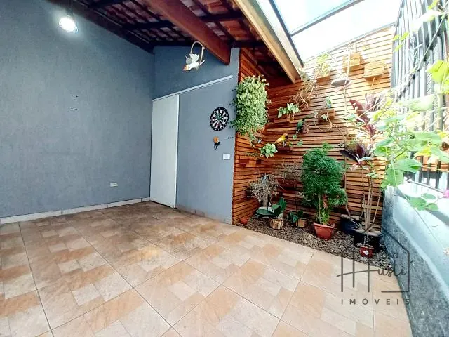 Casa com 128m² 2 quartos e 2 banheiros, à venda, no bairro Jardim Sabiá em Cotia