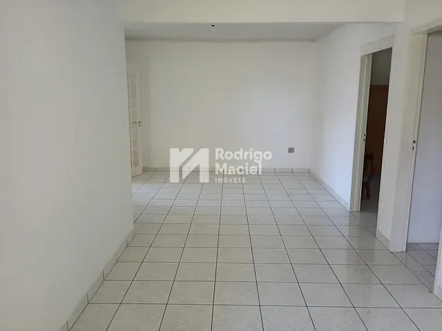 Casa com 451m² 4 quartos e 2 banheiros, à venda, no bairro Tamandaré em Tamandaré