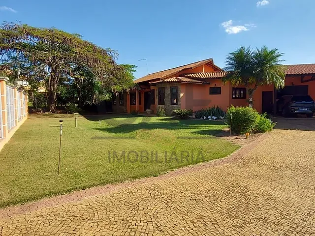 Casa com 5300m² 6 quartos e 4 banheiros, para alugar, no bairro Condomínio Fazenda Duas Marias em Holambra