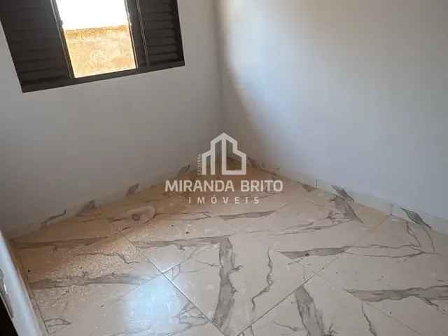 Casa 2 quartos e 1 banheiro, à venda, no bairro Setor Central em Guapó