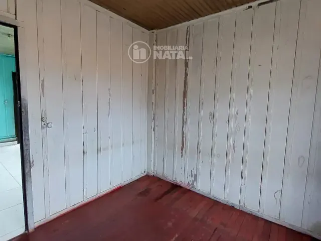 Casa com 125m² 2 quartos e 1 banheiro, para alugar, no bairro Tarobá em Londrina