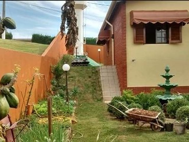 Casa com 2781m² 6 quartos e 7 banheiros, à venda, no bairro Dona Catarina em São Roque