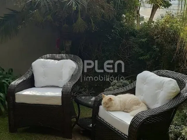 Casa com 430m² 4 quartos e 5 banheiros, à venda, no bairro Vila Petrópolis em Atibaia