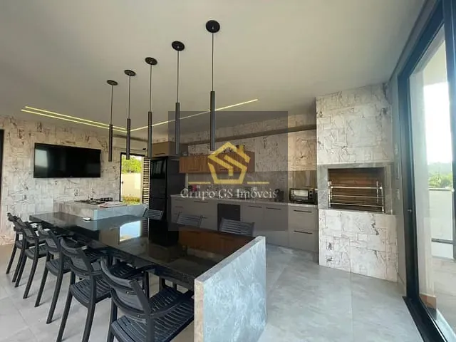 Casa com 580m² 3 quartos e 4 banheiros, à venda, no bairro Dois Córregos em Valinhos