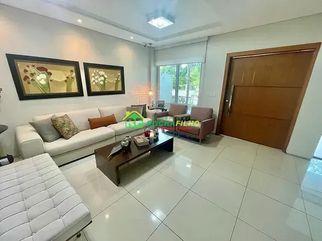 Casa com 700m², à venda, no bairro São Cristóvão em Teresina