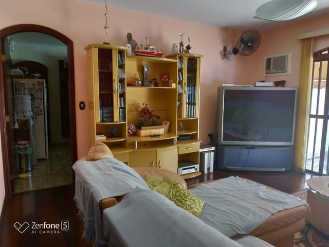 Casa com 1110m² 4 quartos e 5 banheiros, à venda ou para alugar, no bairro Jardim dos Estados em Campo Grande
